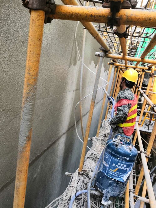 深圳工裝裝修 專業(yè)水電安裝、石膏板玻璃隔墻與無(wú)氣噴涂翻新的全方位施工方案